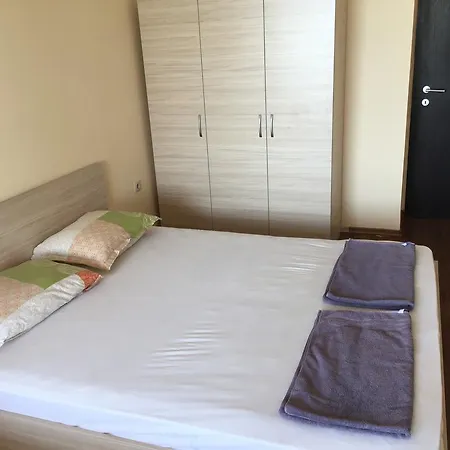 Sea View Sirena Apartmán *